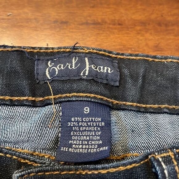 Earl Jeans Whiskered Flare Jeans size 9 - Picture 6 of 10